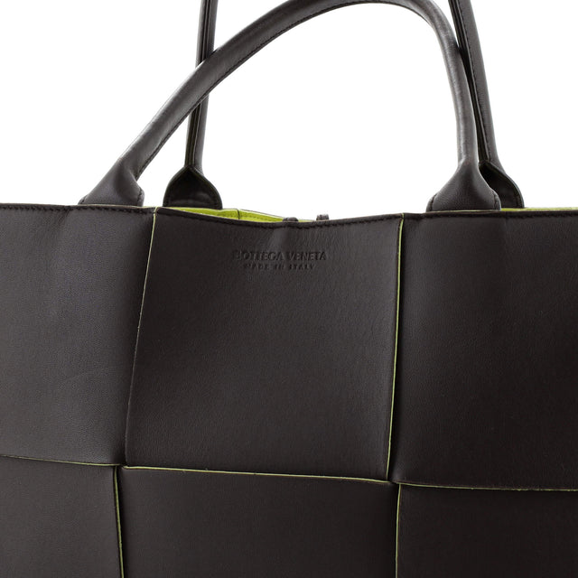 Bottega Veneta Arco Medium Tote Maxi