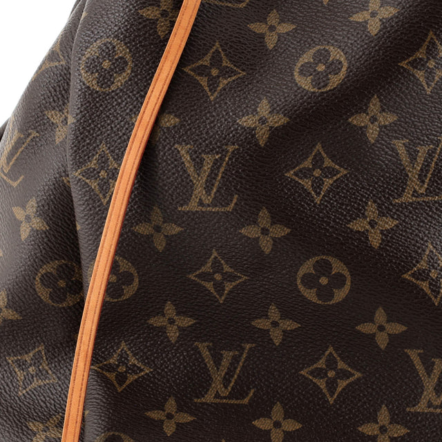 Louis Vuitton Artsy Handbag Monogram Canvas MM