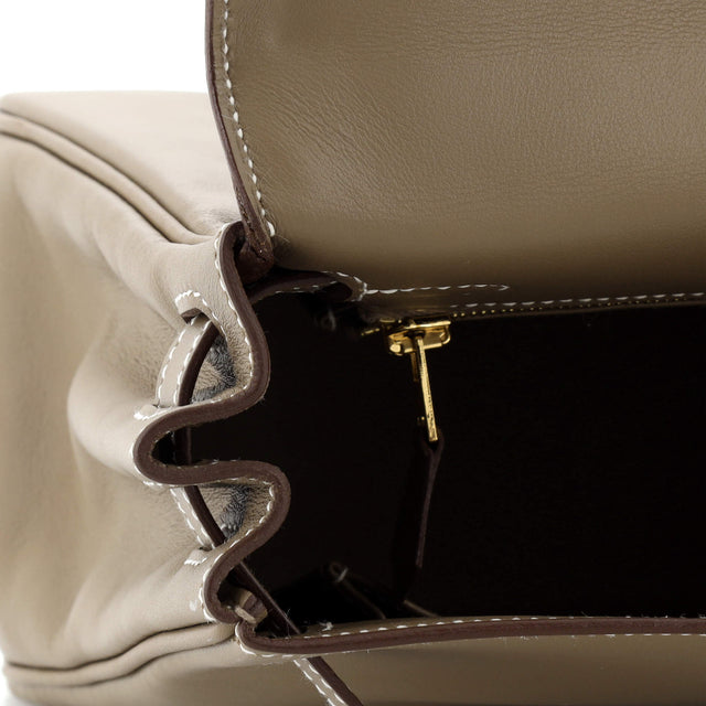 Hermes Kelly Handbag Grey Swift with Gold Hardware 25
