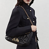 The Seal Medium in Black Handbags ALEXANDER MCQUEEN - LOLAMIR