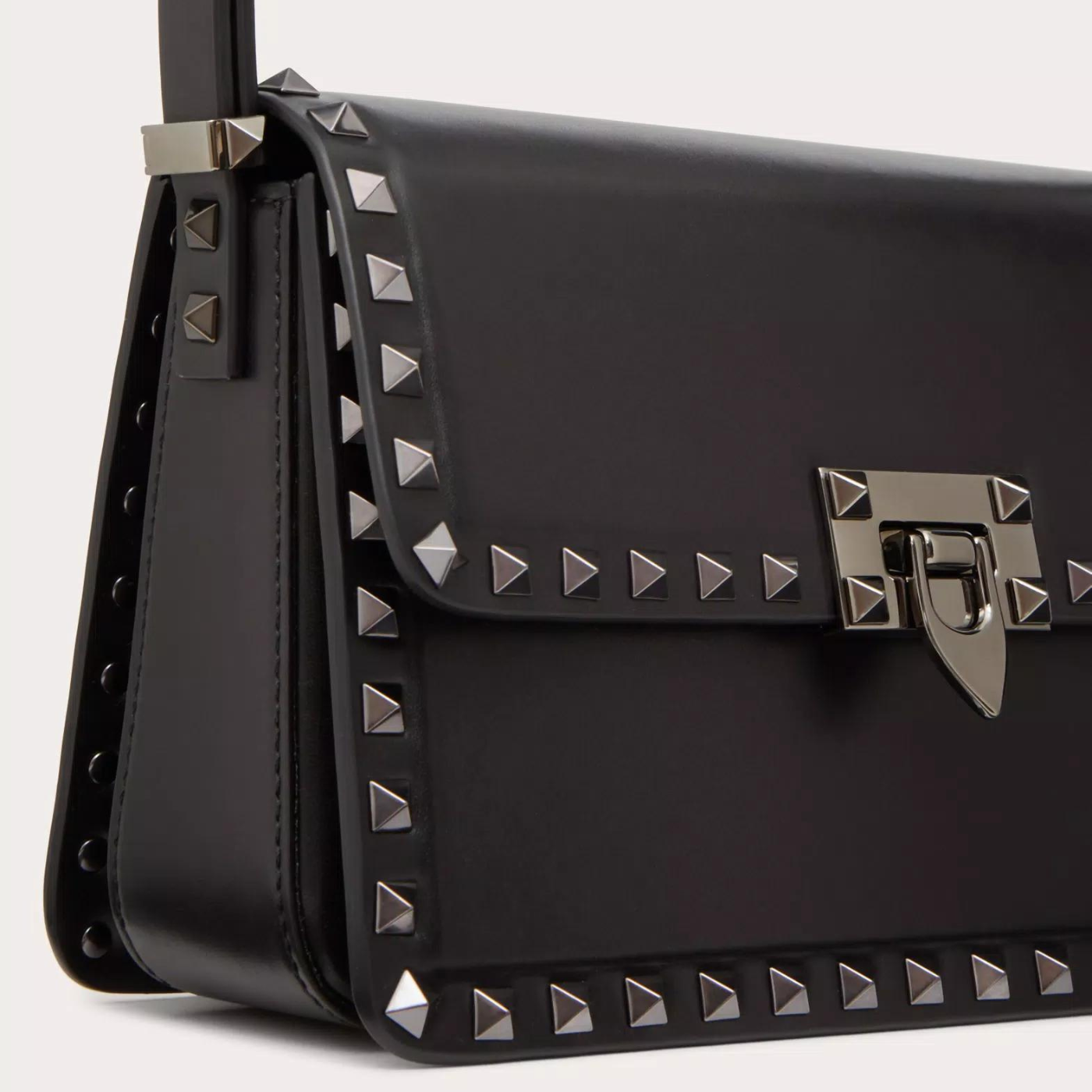 Rockstud23 Medium Shoulder Bag in Black Handbags VALENTINO - LOLAMIR