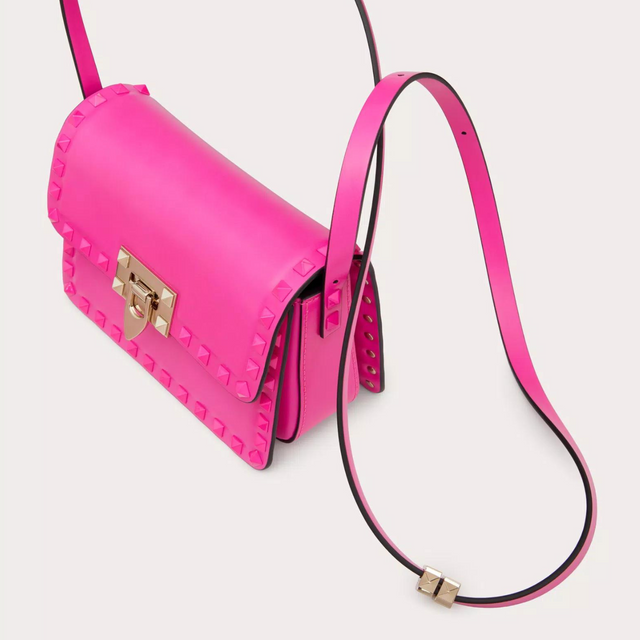 Rockstud23 Small Shoulder Bag in Pink PP Handbags VALENTINO - LOLAMIR