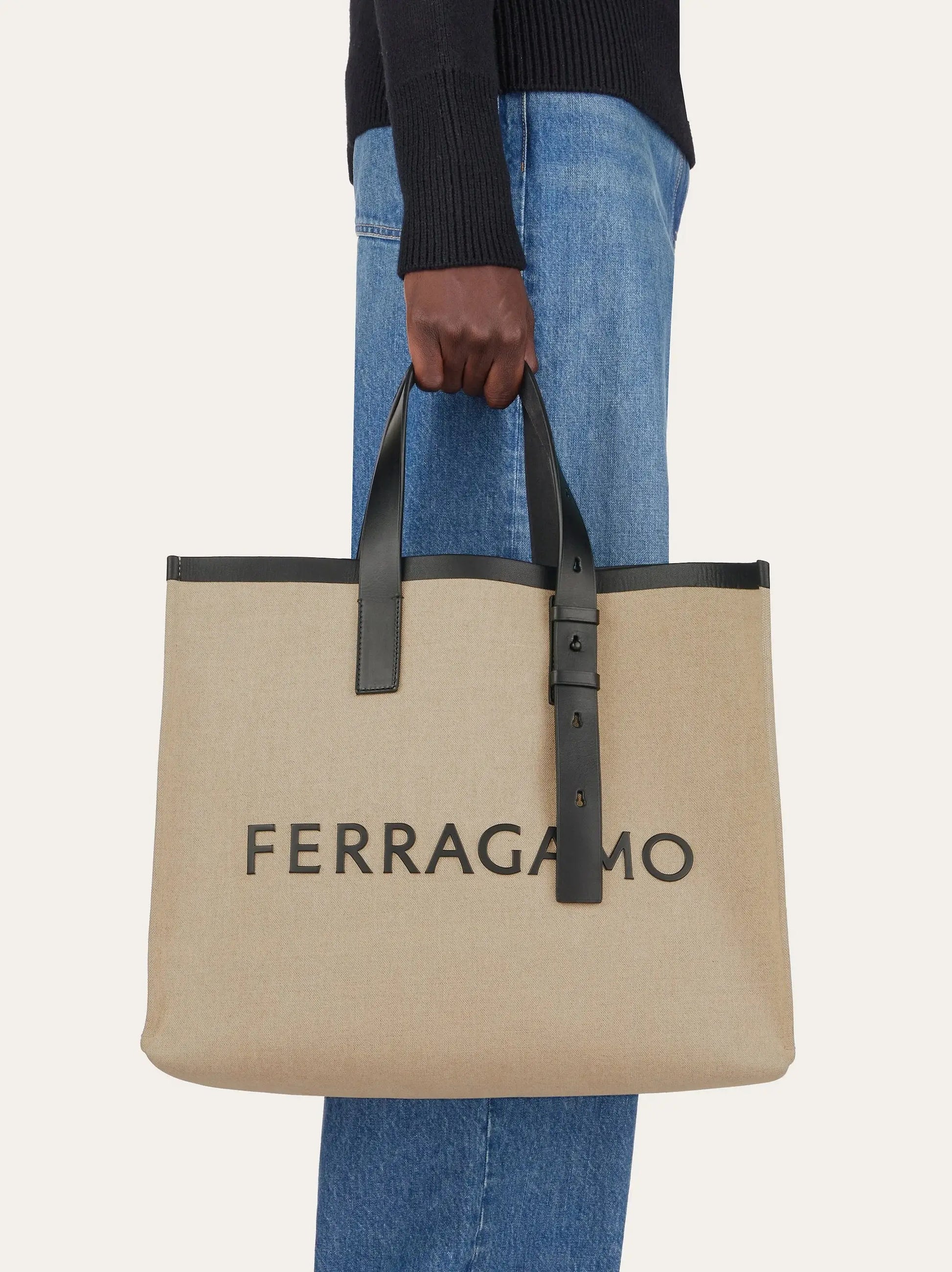 Tote bag with Signature Logo (M) in Natural Handbags FERRAGAMO - LOLAMIR