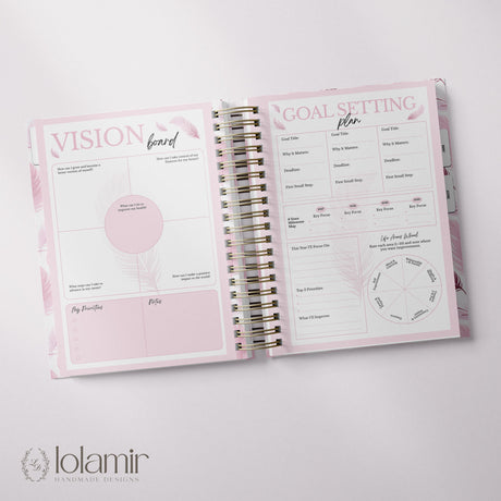 Wispy Feathers Quarterly | Weekly Spiral Planner | Peach