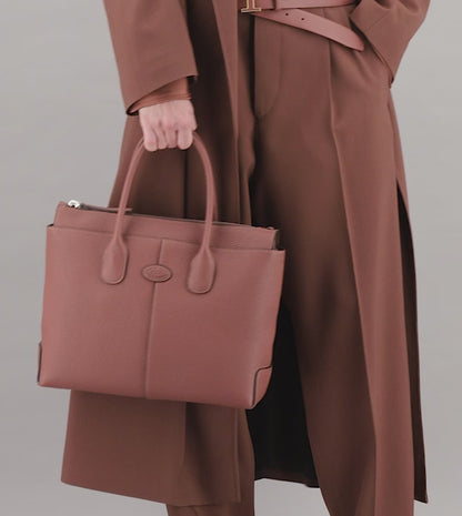 Di Bag in Leather Medium in Light Brown